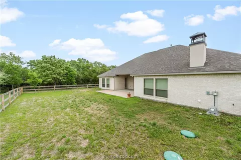 6867 Mccrae Ln, Bryan, TX 77808 photo 25