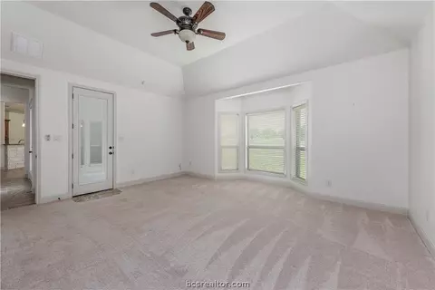 6867 Mccrae Ln, Bryan, TX 77808 photo 13