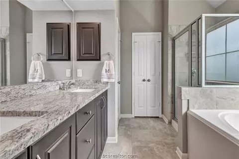 3049 Positano Loop, Bryan, TX 77808 photo 4
