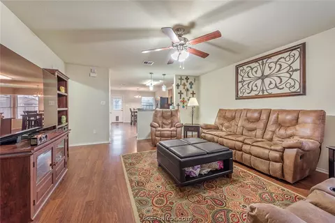 2100 Forge Hill Rd, Bryan, TX 77801 photo 5