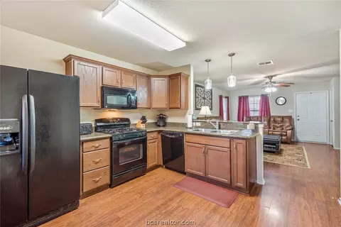 2100 Forge Hill Rd, Bryan, TX 77801 photo 8