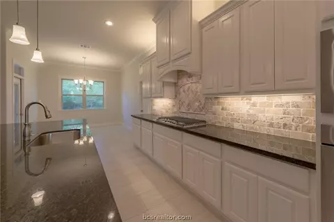 3504 Foxcroft Path, Bryan, TX 77808 photo 6
