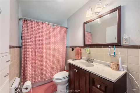 415 Gilbert St, Bryan, TX 77801 photo 12