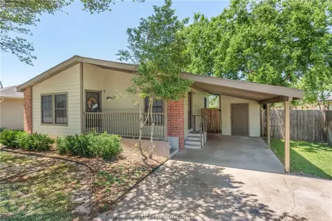 3207 Timberline Dr, Bryan, TX 77802 photo 2