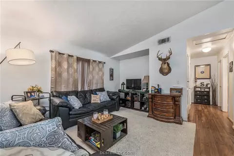 3207 Timberline Dr, Bryan, TX 77802 photo 6