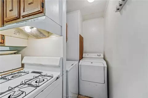 3207 Timberline Dr, Bryan, TX 77802 photo 9