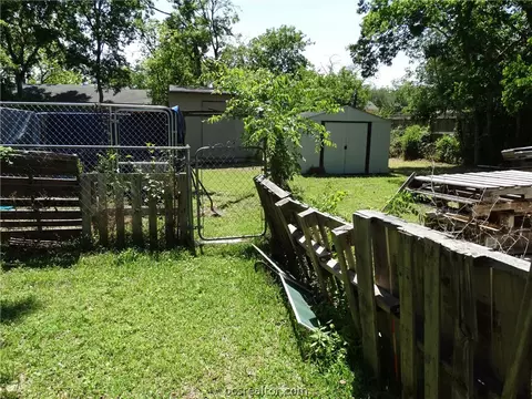 1207 E 25th St, Bryan, TX 77803 photo 24