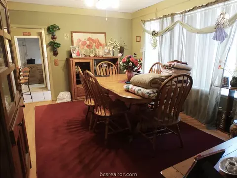 1207 E 25th St, Bryan, TX 77803 photo 7