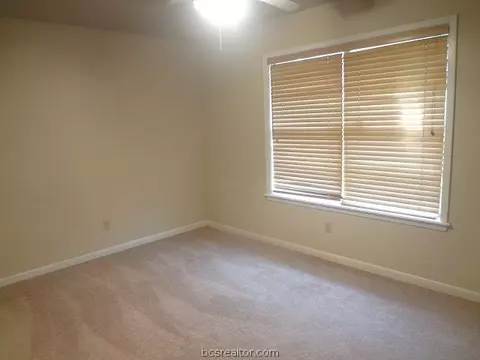 1617 Luza St, Bryan, TX 77802 photo 5