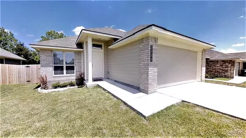 2544 Elkhorn Trl, Bryan, TX 77803 photo 3