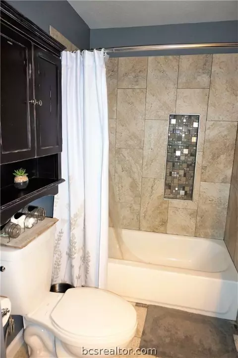 2107 La Brisa Dr, Bryan, TX 77807 photo 20