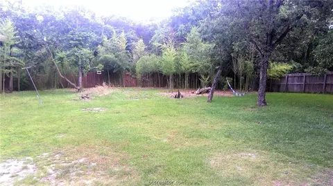 2107 La Brisa Dr, Bryan, TX 77807 photo 23