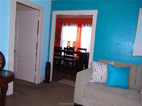 910 E 29th St, Bryan, TX 77803 photo 11