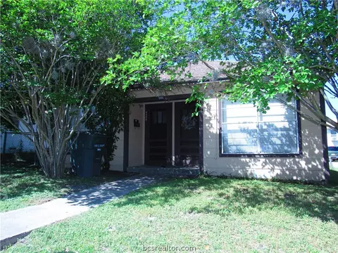 910 E 29th St, Bryan, TX 77803 photo 5