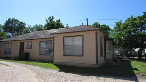 910 E 29th St, Bryan, TX 77803 photo 6