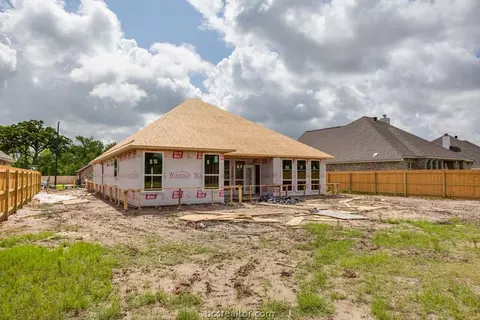 2916 Archer Dr, Bryan, TX 77808 photo 4
