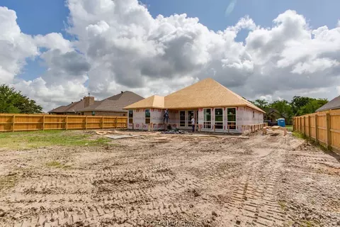 2916 Archer Dr, Bryan, TX 77808 photo 6