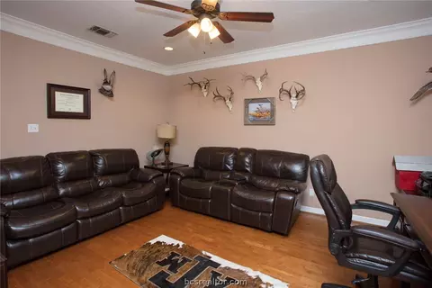 4607 Locksford, Bryan, TX 77802 photo 3