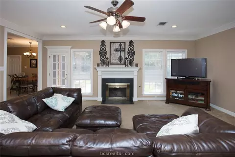 4607 Locksford, Bryan, TX 77802 photo 12