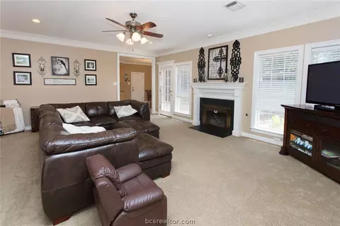4607 Locksford, Bryan, TX 77802 photo 11