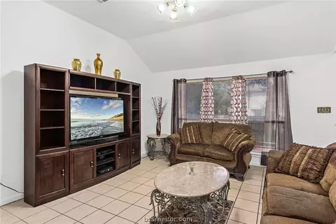3305 Augusta Dr, Bryan, TX 77803 photo 5