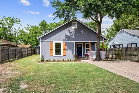 2008 Echols St, Bryan, TX 77801 photo 2