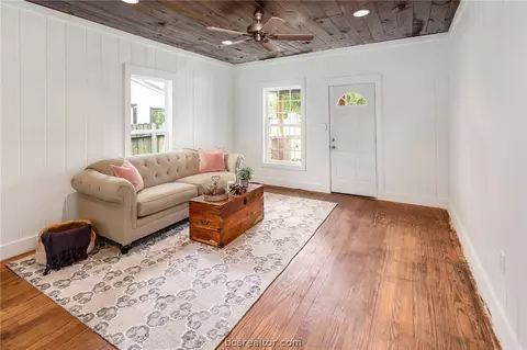 2008 Echols St, Bryan, TX 77801 photo 7