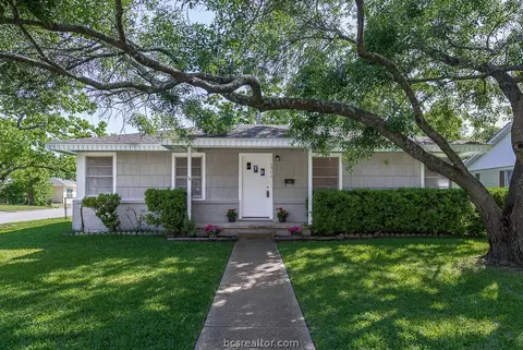 1511 28th St, Bryan, TX 77802 photo 1