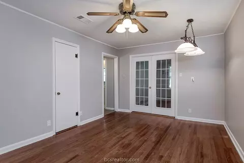 1511 28th St, Bryan, TX 77802 photo 5