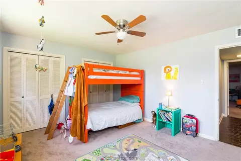 905 Ruskin Dr, Bryan, TX 77802 photo 34