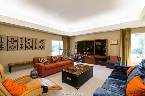905 Ruskin Dr, Bryan, TX 77802 photo 10