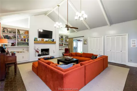905 Ruskin Dr, Bryan, TX 77802 photo 24