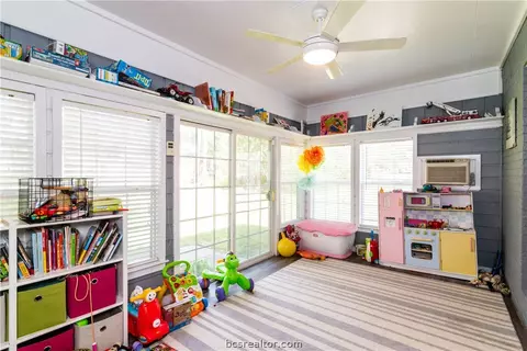905 Ruskin Dr, Bryan, TX 77802 photo 39