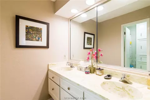 905 Ruskin Dr, Bryan, TX 77802 photo 36