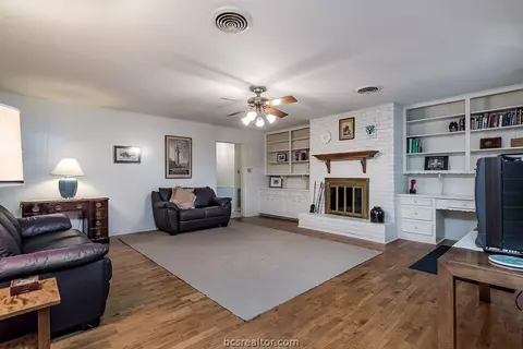 3510 Spring Ln, Bryan, TX 77802 photo 11