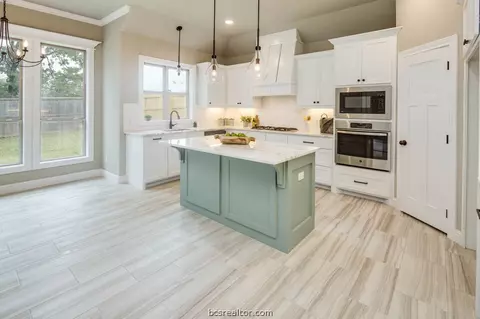 3200 Ashville Path, Bryan, TX 77808 photo 7