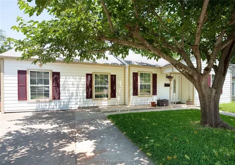 1504 E 28th St, Bryan, TX 77802 photo 4