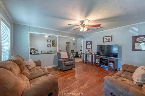 1504 E 28th St, Bryan, TX 77802 photo 7