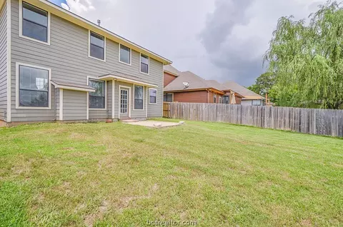 2000 Spring Leaf Ct, Bryan, TX 77807 photo 24