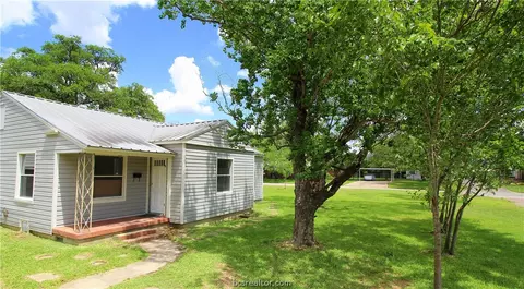 1308 E 30th St, Bryan, TX 77802 photo 1