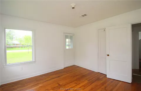 1308 E 30th St, Bryan, TX 77802 photo 12