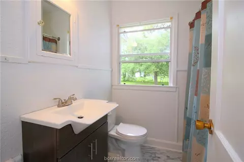 1308 E 30th St, Bryan, TX 77802 photo 10