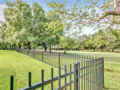 2603 Arbor Dr, Bryan, TX 77802 photo 8