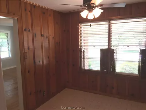 205 Helena St, Bryan, TX 77801 photo 8