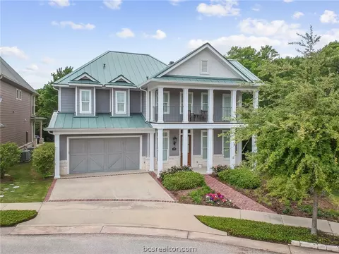 3203 Founders Dr, Bryan, TX 77807 photo 6