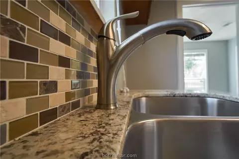 2519 Arbor Dr, Bryan, TX 77802 photo 5