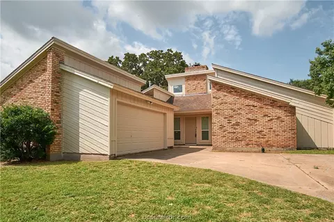 2519 Arbor Dr, Bryan, TX 77802 photo 1