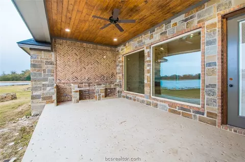 7396 Limestone Ct, Bryan, TX 77808 photo 6