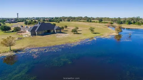 7396 Limestone Ct, Bryan, TX 77808 photo 3