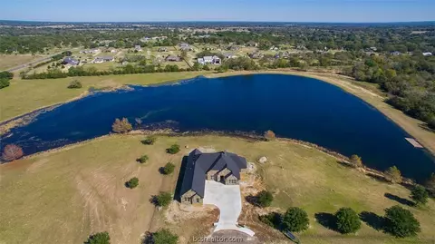 7396 Limestone Ct, Bryan, TX 77808 photo 2